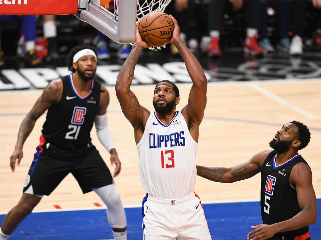 快艇强势碾压勇士!哈登39+10统治比赛,勇士被迫进入附加赛 快艇强势碾压勇士!哈登39+10统治比赛,勇士被迫进入附加赛